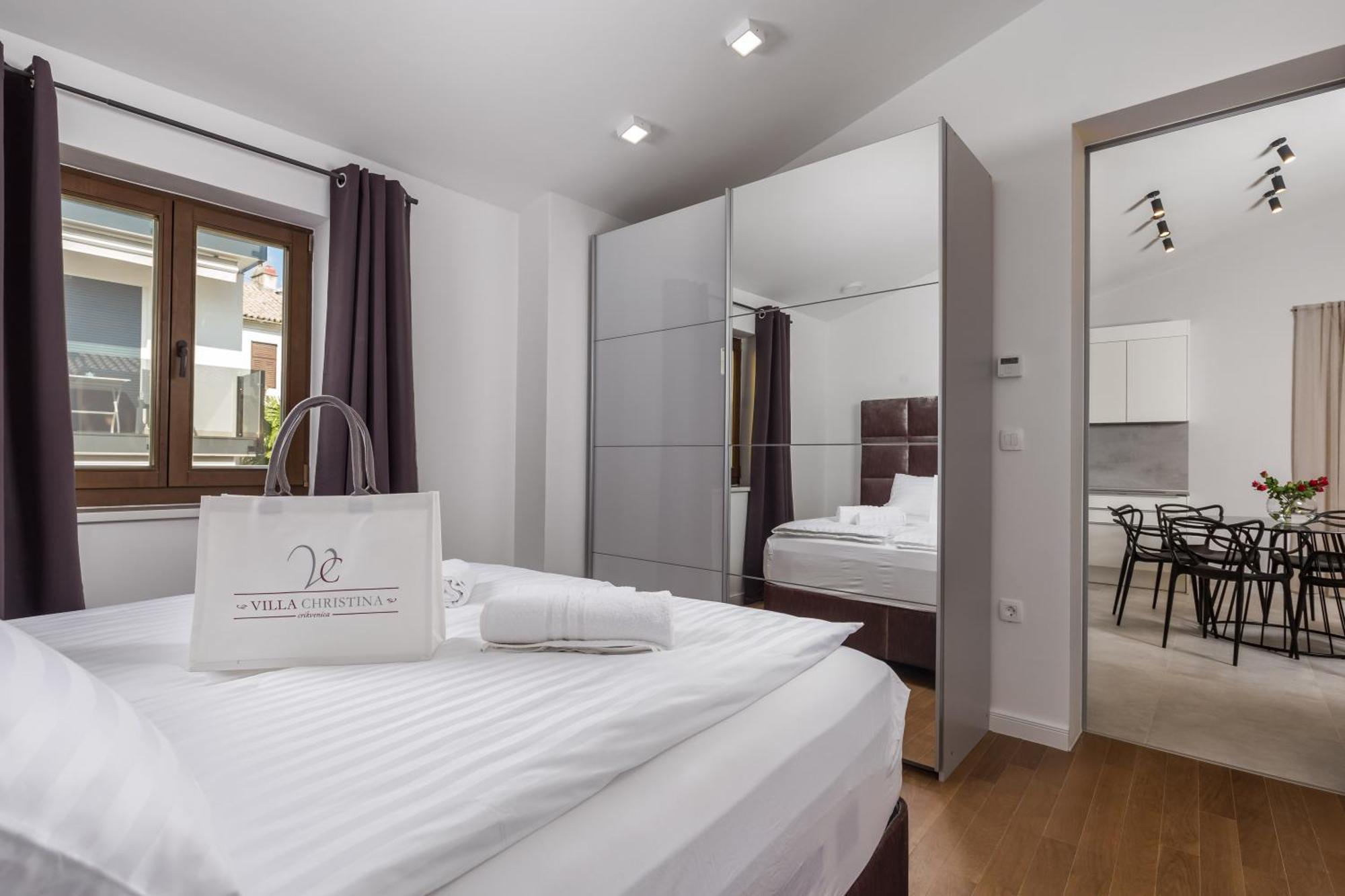 Apartmani Dogas Crikvenica Bilik gambar