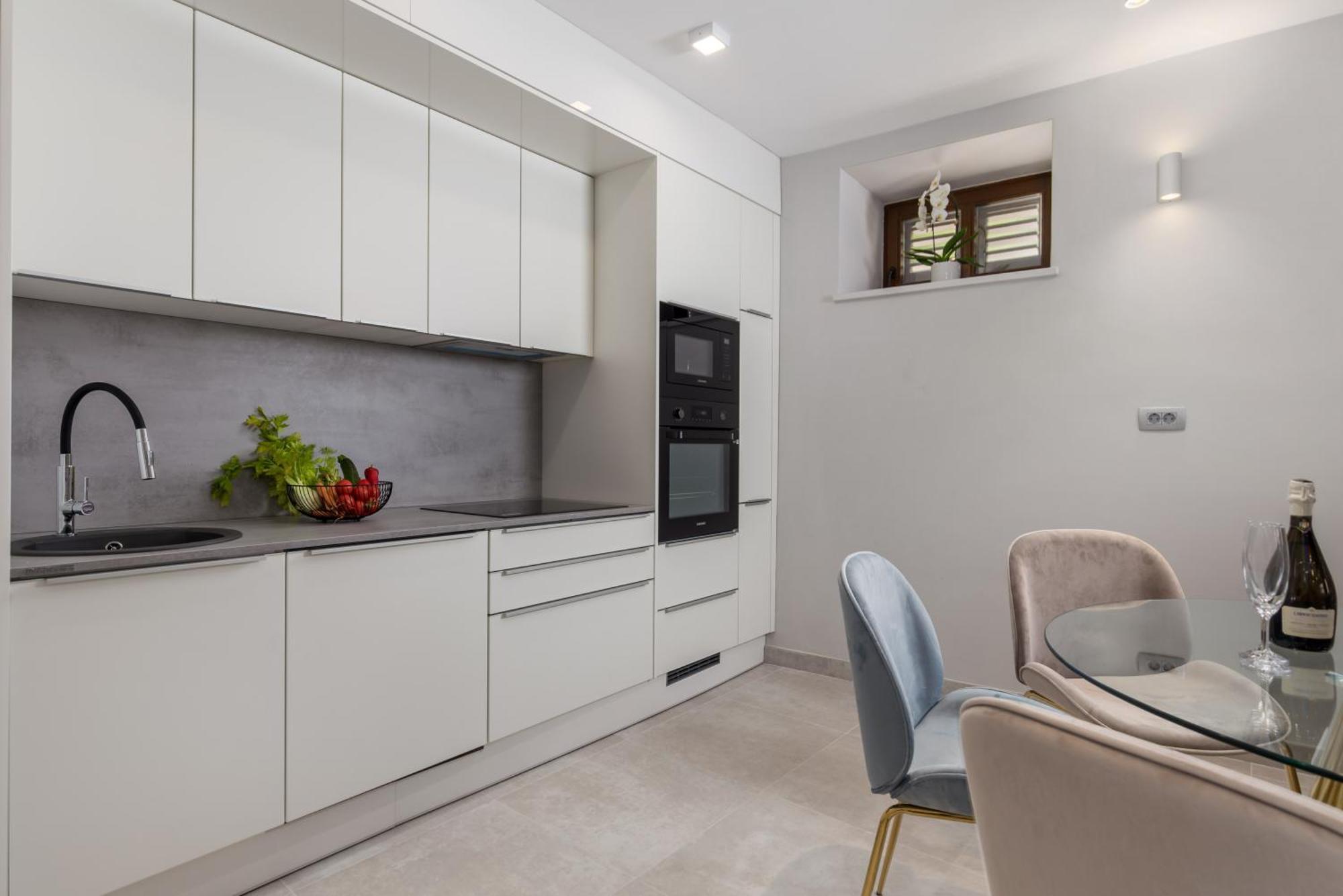 Apartmani Dogas Crikvenica Bilik gambar