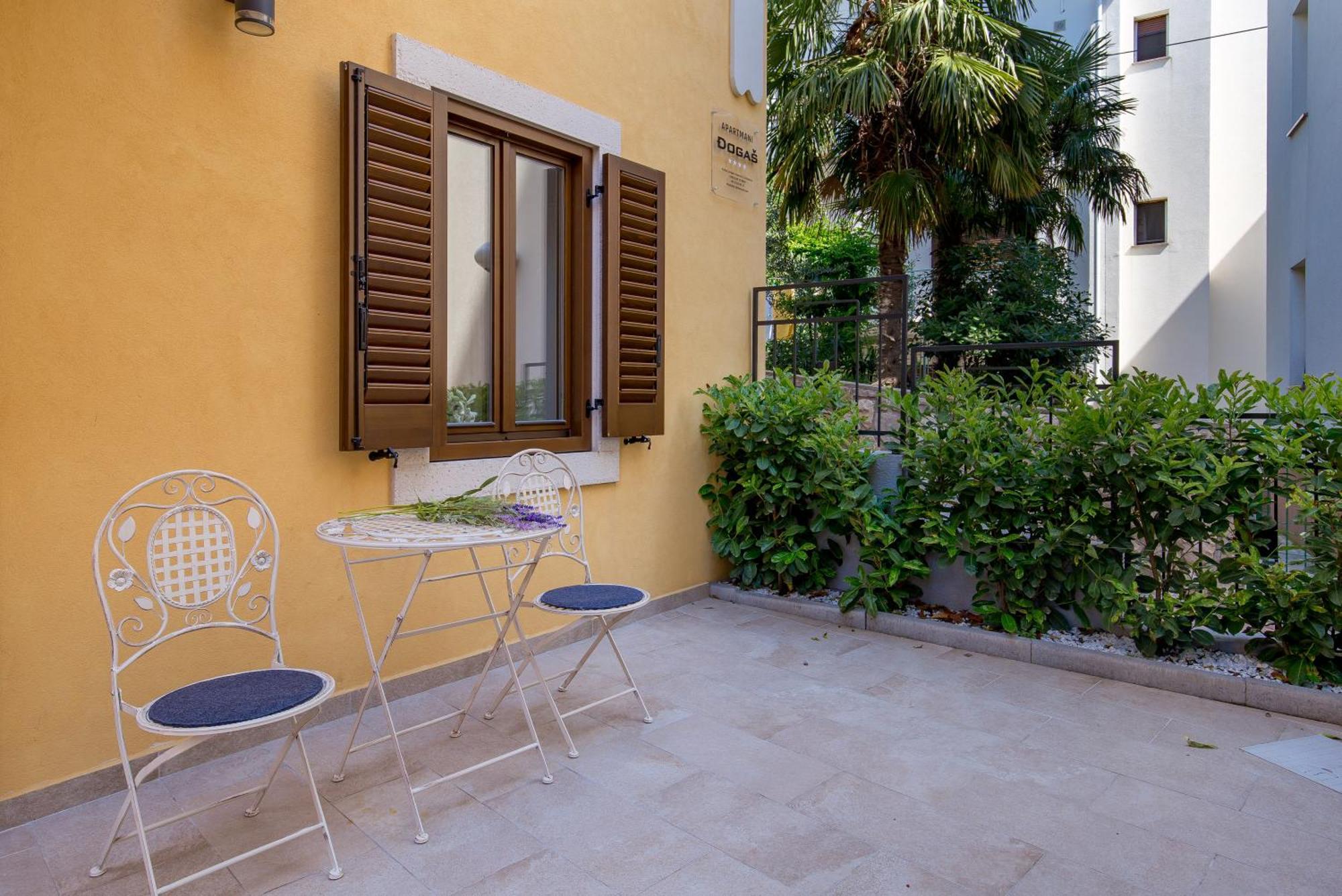 Apartmani Dogas Crikvenica Bilik gambar