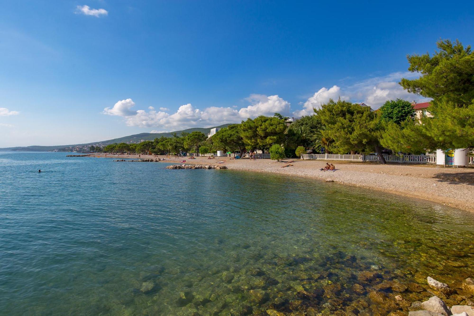 Apartmani Dogas Crikvenica Bilik gambar