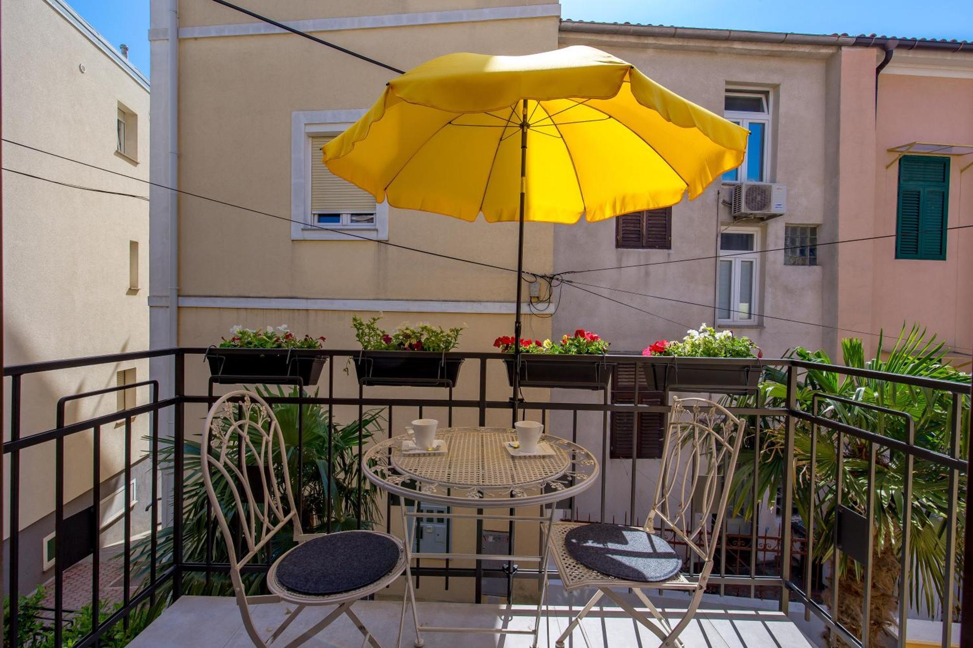Apartmani Dogas Crikvenica Bilik gambar
